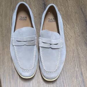 Men’s Light Gray Suede Loafers